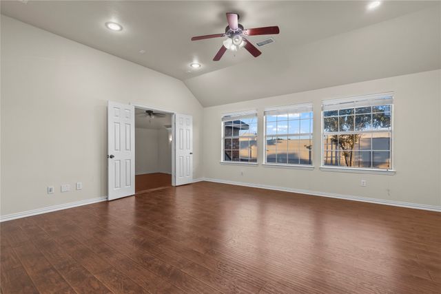 8302 Munich Drive, Rowlett, TX 75089