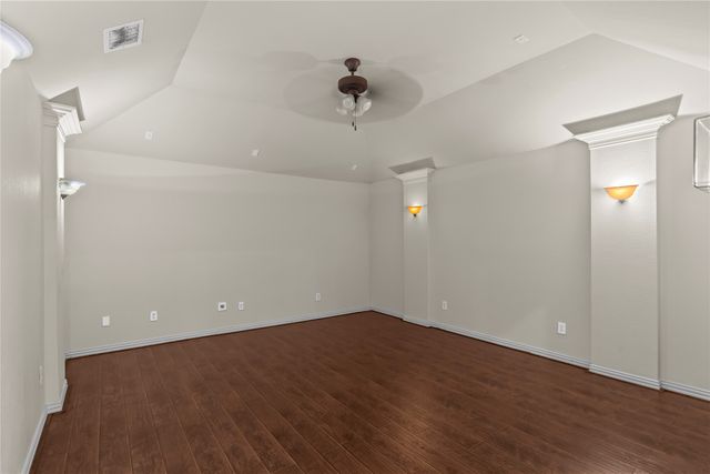8302 Munich Drive, Rowlett, TX 75089