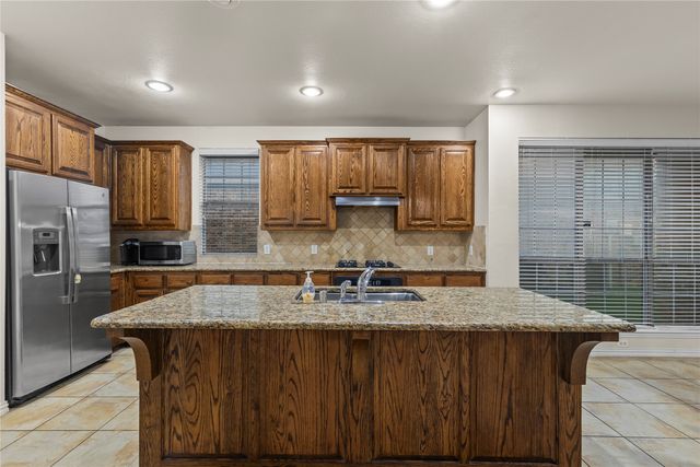 8302 Munich Drive, Rowlett, TX 75089