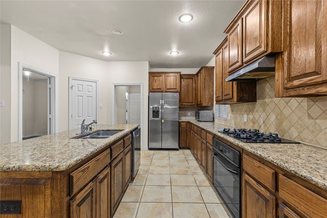 8302 Munich Drive, Rowlett, TX 75089