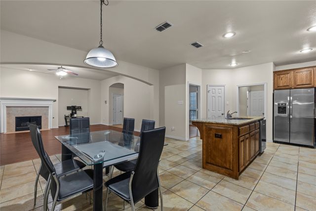 8302 Munich Drive, Rowlett, TX 75089