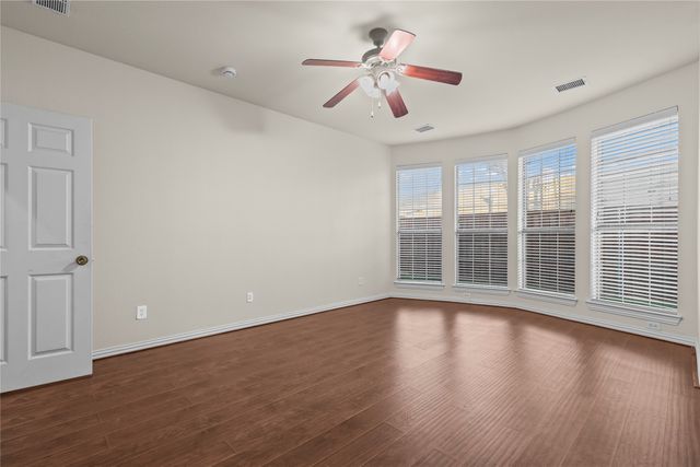 8302 Munich Drive, Rowlett, TX 75089