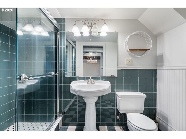 3730 Se 51ST Ave, Portland, OR 97206