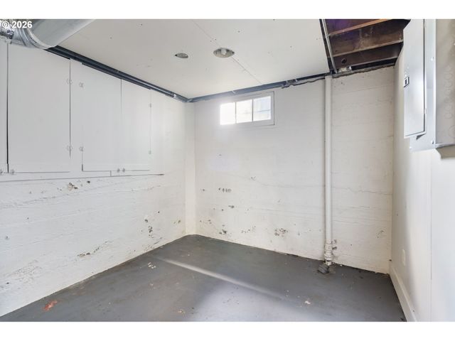 3730 Se 51ST Ave, Portland, OR 97206