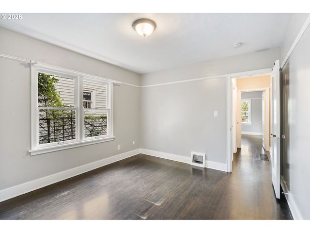 3730 Se 51ST Ave, Portland, OR 97206