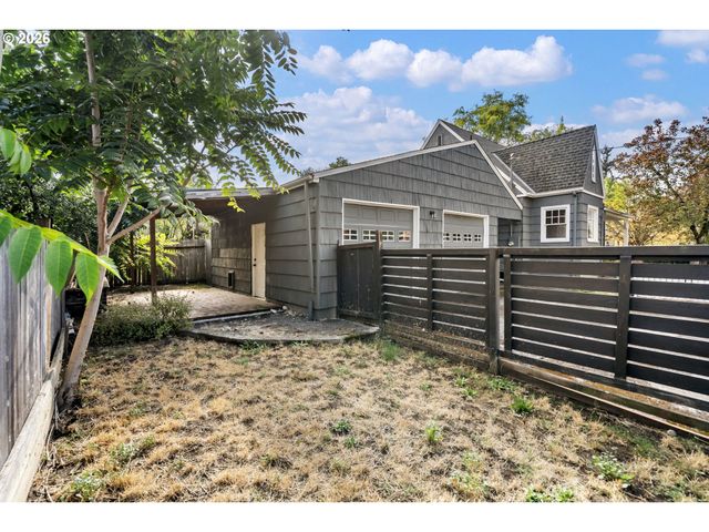 3730 Se 51ST Ave, Portland, OR 97206