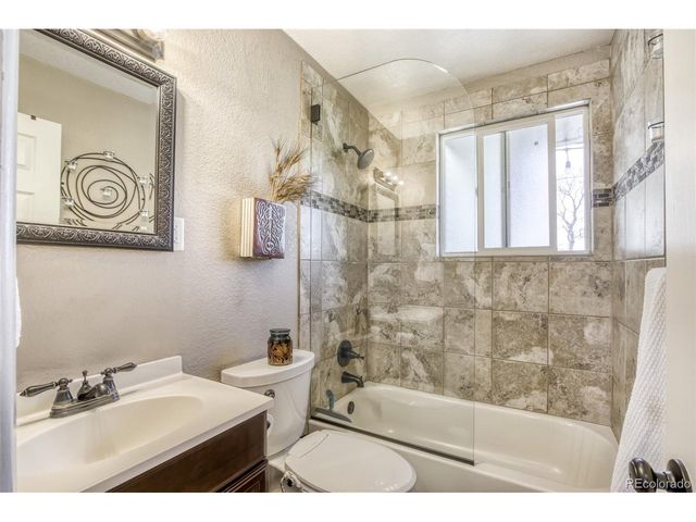 6594 Benton Cir, Arvada, CO 80003