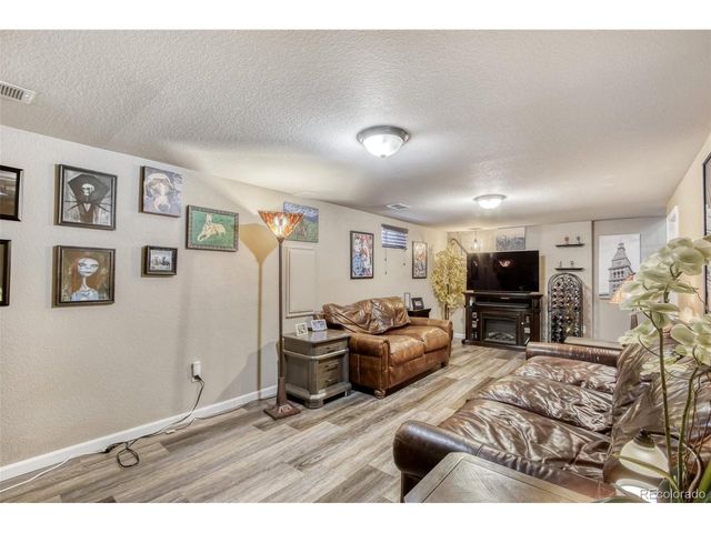 6594 Benton Cir, Arvada, CO 80003