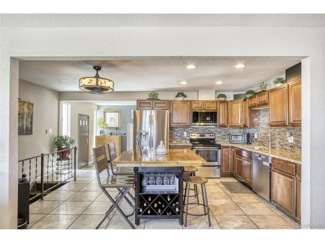 6594 Benton Cir, Arvada, CO 80003