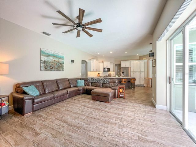 10744 57TH STREET N, Pinellas Park, FL 33782