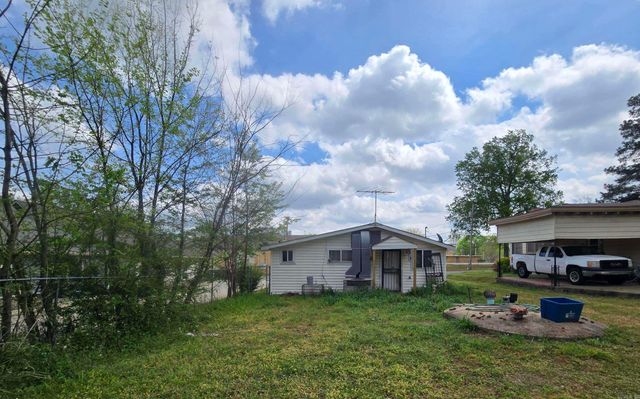 1315 Factory St, Conway, AR 72032