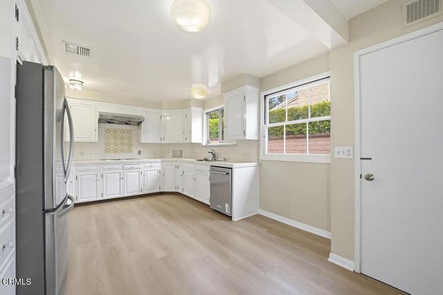 568 Los Arboles Lane, San Marino, CA 91108