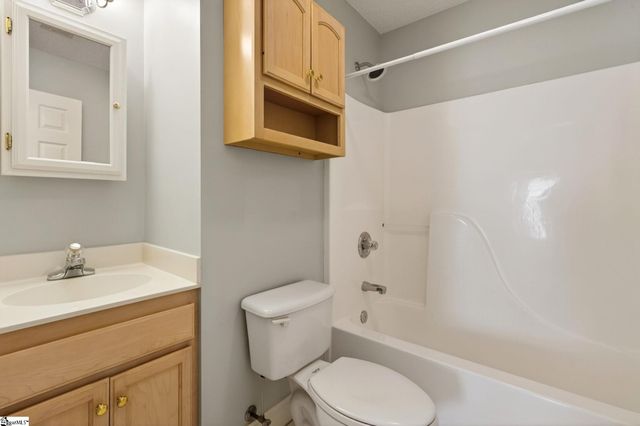 2A Simmons Court, Greenville, SC 29609