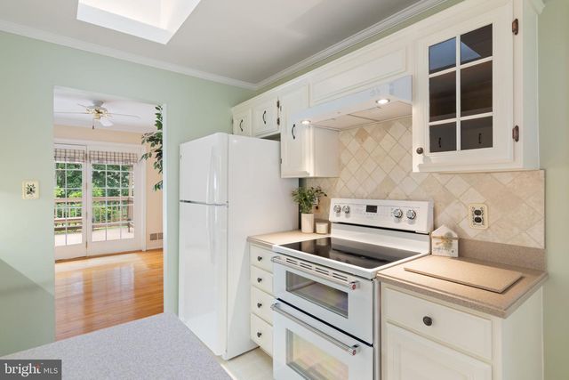 2719 DEEPFORD DR, Woodbridge, VA 22192