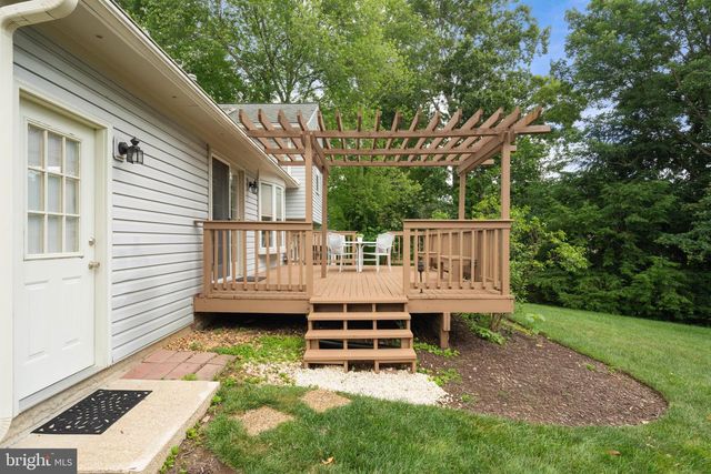 2719 DEEPFORD DR, Woodbridge, VA 22192