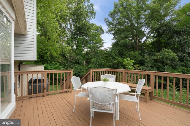 2719 DEEPFORD DR, Woodbridge, VA 22192