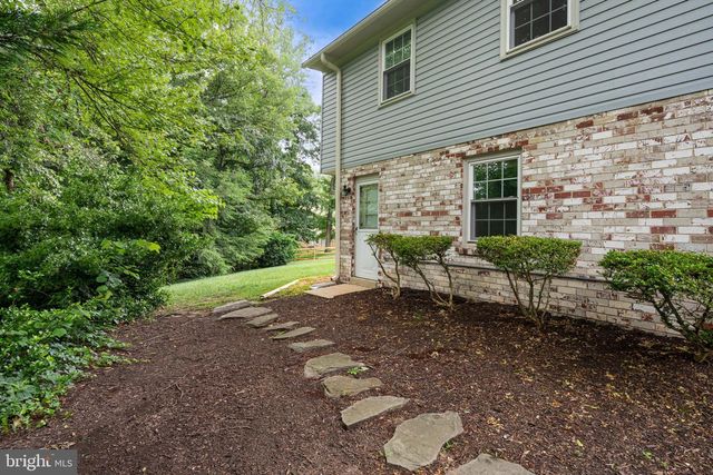 2719 DEEPFORD DR, Woodbridge, VA 22192