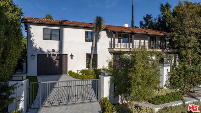 520 N Bedford Drive, Beverly Hills, CA 90210