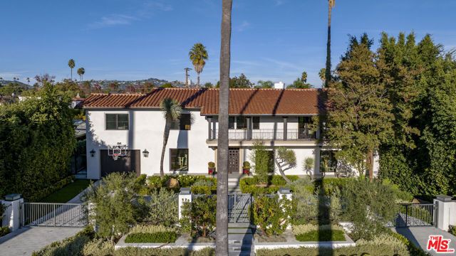520 N Bedford Drive, Beverly Hills, CA 90210