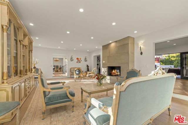 520 N Bedford Drive, Beverly Hills, CA 90210