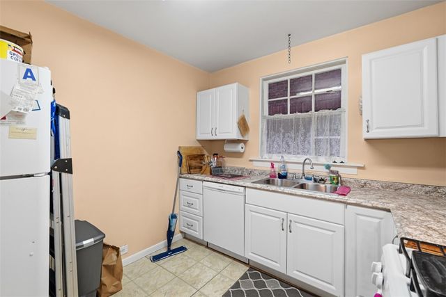 1033-1035 Farragut Street, Highland Park, PA 15206