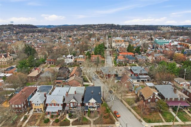 1033-1035 Farragut Street, Highland Park, PA 15206