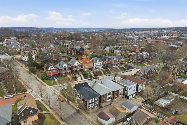 1033-1035 Farragut Street, Highland Park, PA 15206