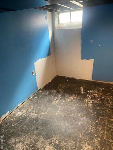 14904 Eastburn Street, Detroit, MI 48205