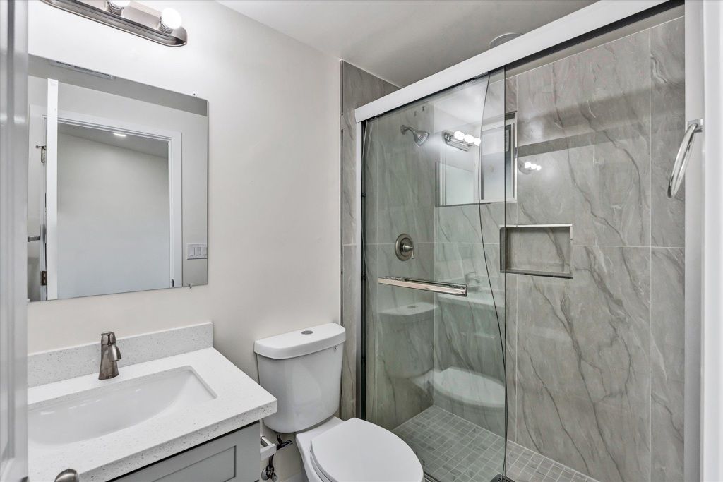 Image 31 of property listing at 28315 Rochelle Ave, Hayward, CA 94544