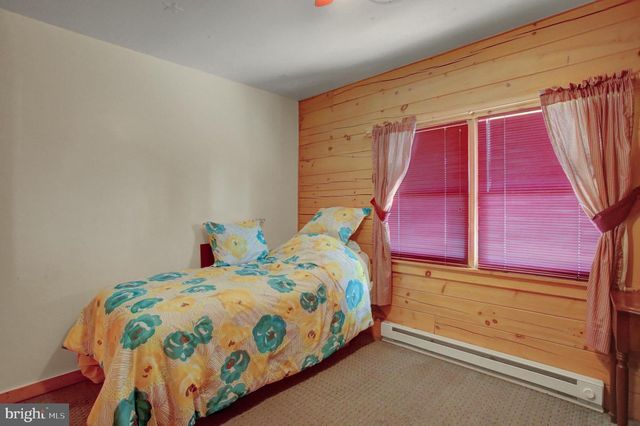 906 PINE STUMP ROAD, Chambersburg, PA 17202
