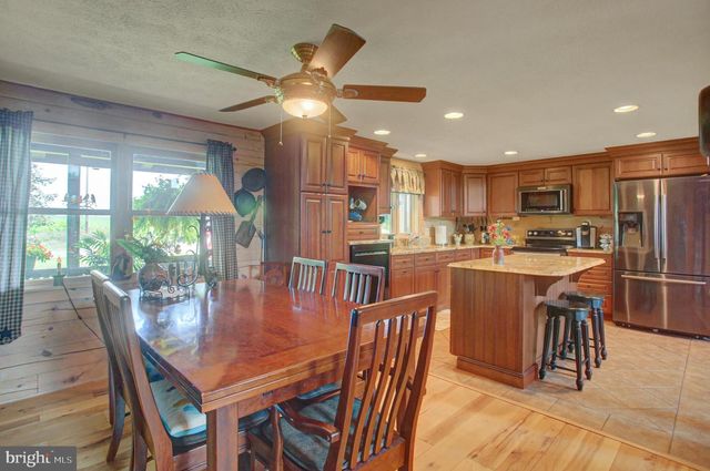 906 PINE STUMP ROAD, Chambersburg, PA 17202