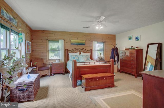 906 PINE STUMP ROAD, Chambersburg, PA 17202