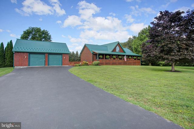 906 PINE STUMP ROAD, Chambersburg, PA 17202