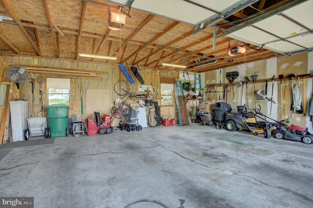 906 PINE STUMP ROAD, Chambersburg, PA 17202
