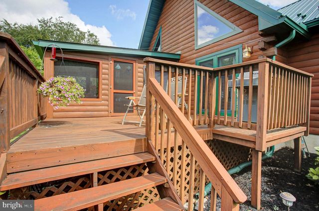 906 PINE STUMP ROAD, Chambersburg, PA 17202