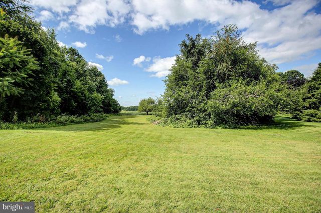 906 PINE STUMP ROAD, Chambersburg, PA 17202