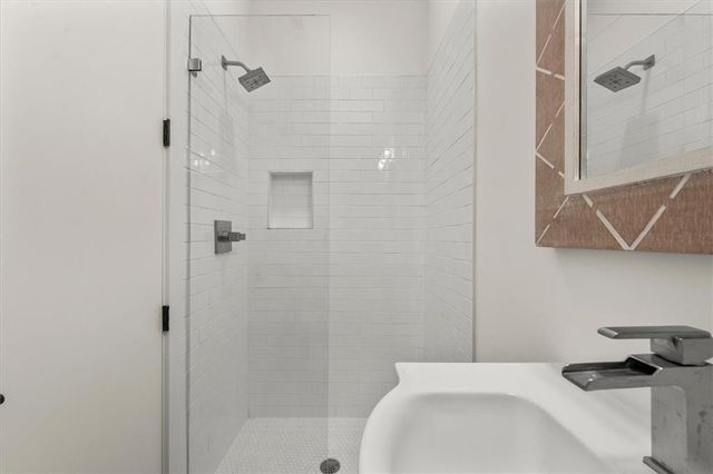 1598 Rock Dam Drive 15, Atlanta, GA 30317