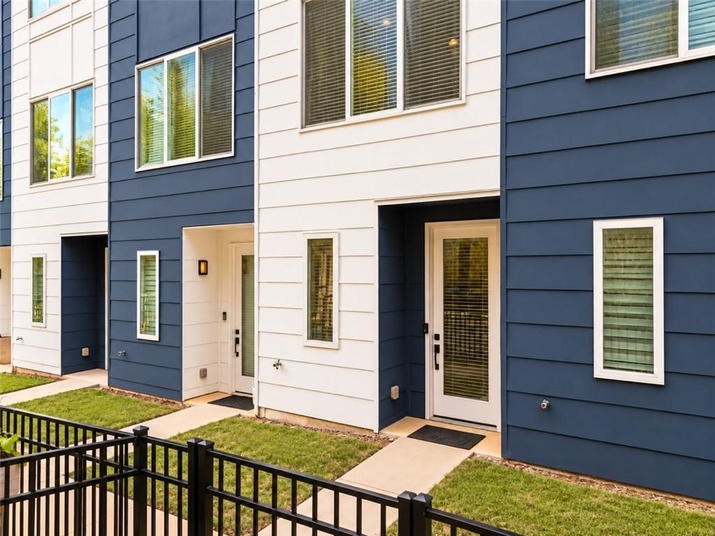 1598 Rock Dam Drive 15, Atlanta, GA 30317
