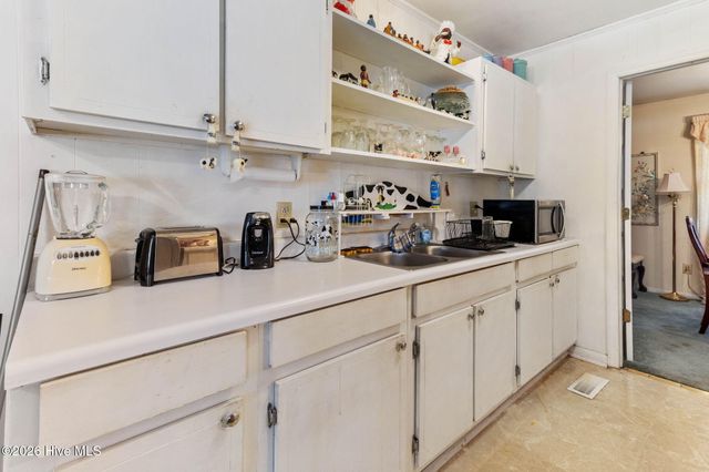 111 Bateman Street, Plymouth, NC 27962