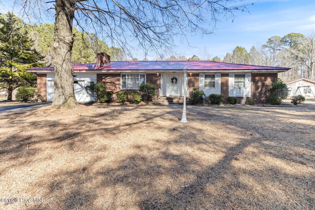 111 Bateman Street, Plymouth, NC 27962