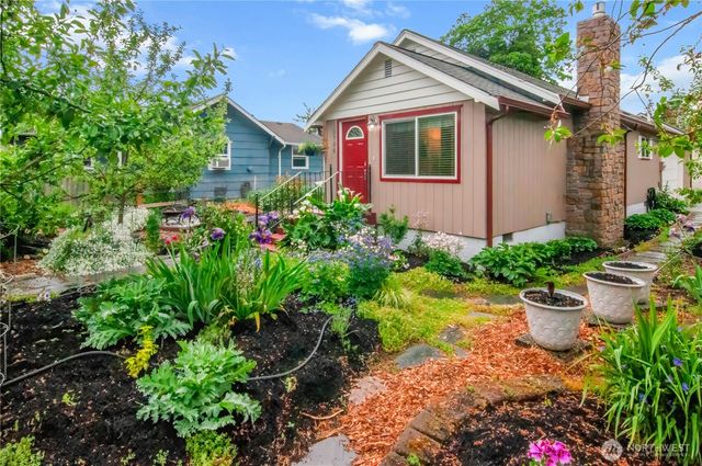 10704 Broadway Avenue S, Tacoma, WA 98444