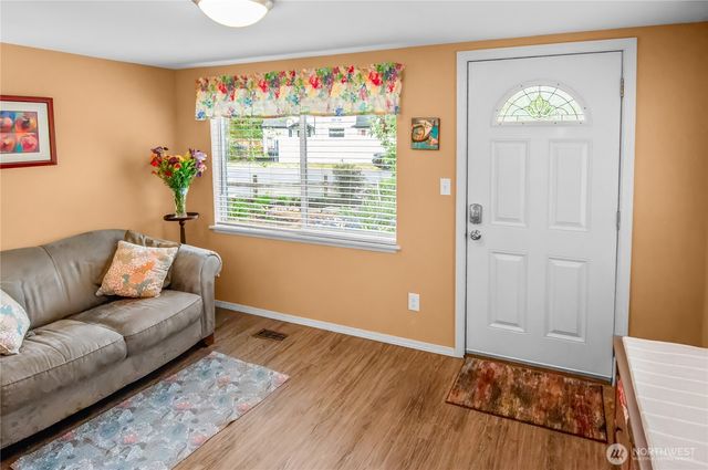 10704 Broadway Avenue S, Tacoma, WA 98444