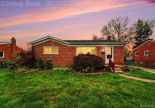 32533 Cambridge Street, Garden City, MI 48135