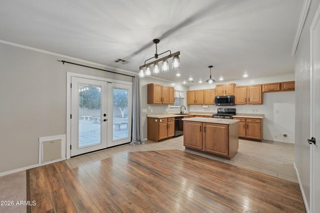 40091 N WESTRAY Way, San Tan Valley, AZ 85140