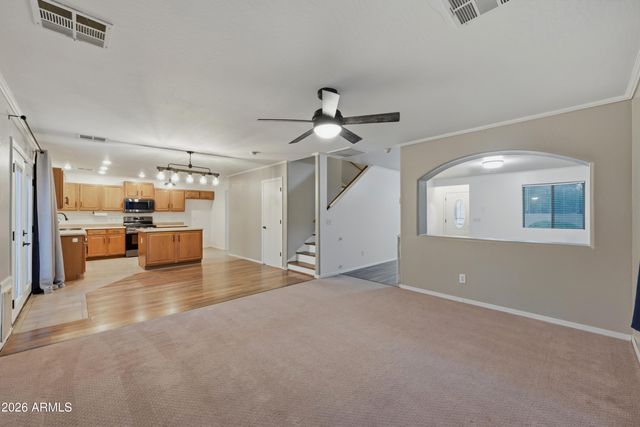 40091 N WESTRAY Way, San Tan Valley, AZ 85140
