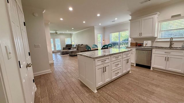 402 Halteria Ln Unit C, Hot Springs, AR 71913