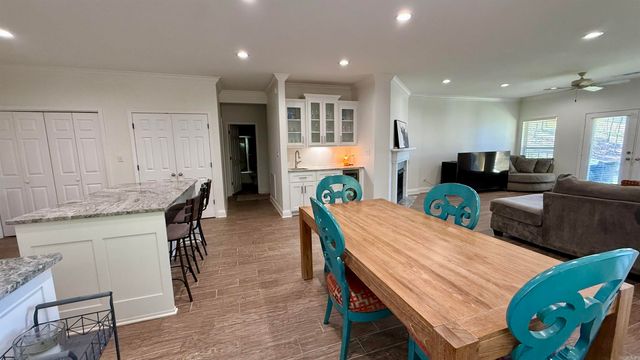 402 Halteria Ln Unit C, Hot Springs, AR 71913