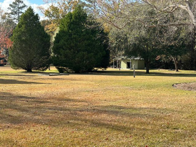 160 Shuler Belt Road, Holly Hill, SC 29059