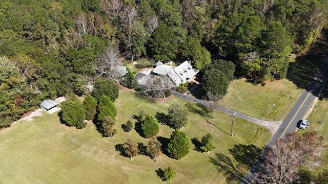 160 Shuler Belt Road, Holly Hill, SC 29059