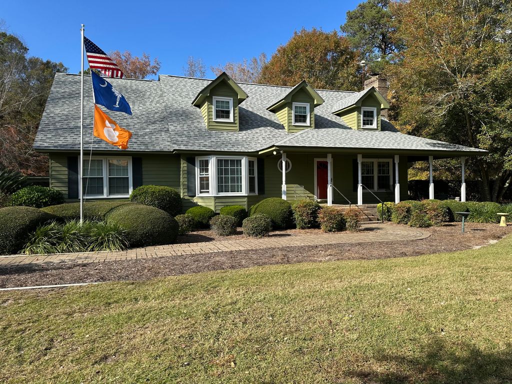 160 Shuler Belt Road, Holly Hill, SC 29059